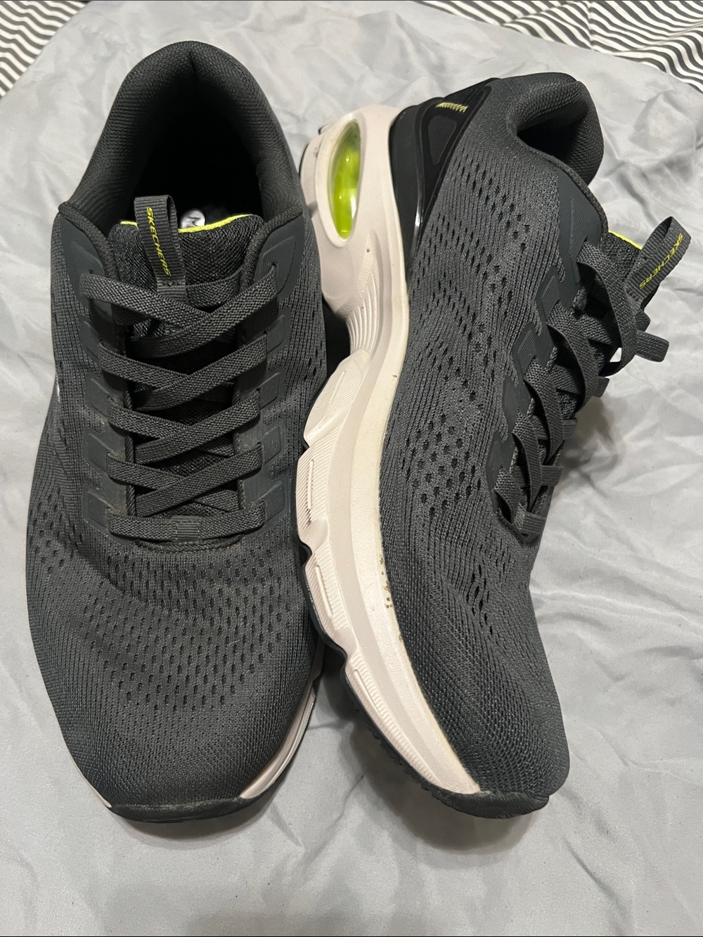 Sketchers Men’s Sketch-Air Ventura Gray and Green
